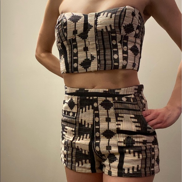 Beautiful colourful  Aztec outfit by “Nameless “ - Picture 5 of 5